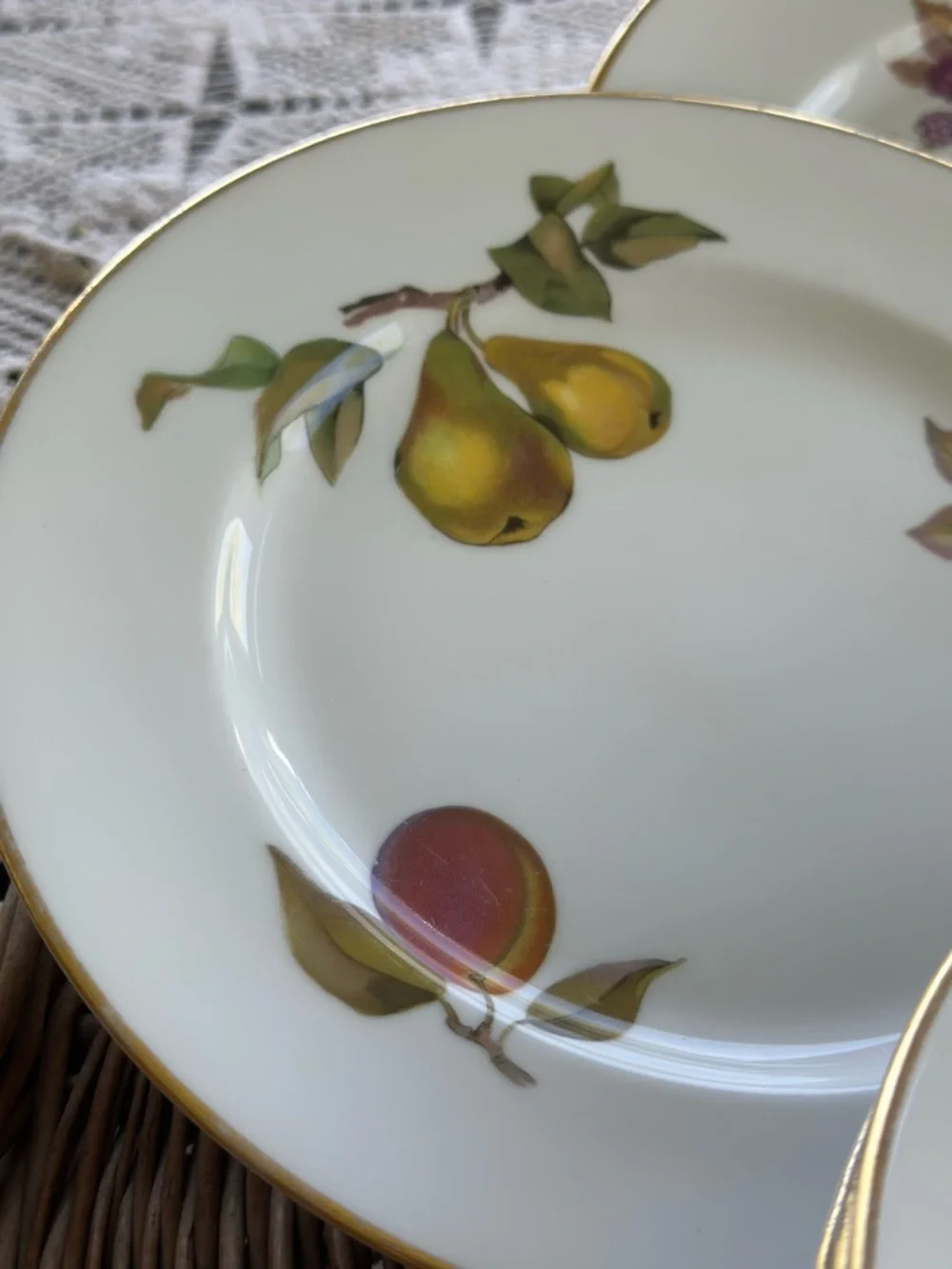 6 Vintage Royal Worcester Evesham Salad Lunch Plates Gold Trim England China
